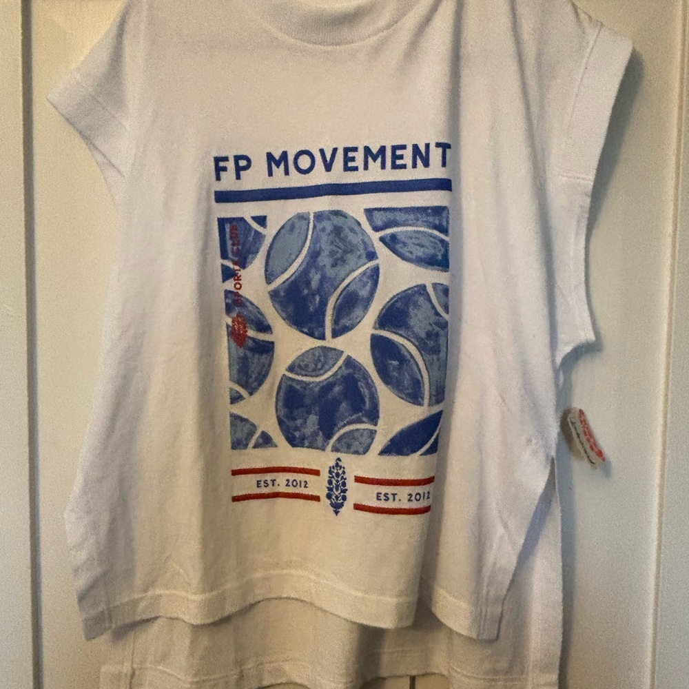 Free People White and Blue throw and go tee Small NWT